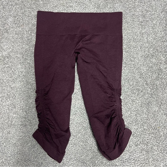 lululemon athletica Pants - Lululemon Pants Women's 4 Maroon Ebb And Flow Crop Athletic Workout Gym Leggings
